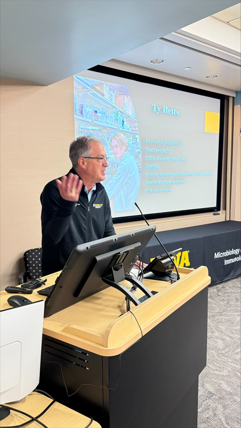 Professor Al Klingelhutz, Director of Undergraduate Studies